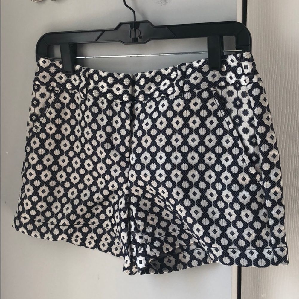Ann Taylor Loft Factory textured patterned shorts - 00